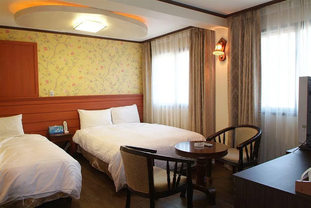 Eulwang Tourist Hotel Incheon