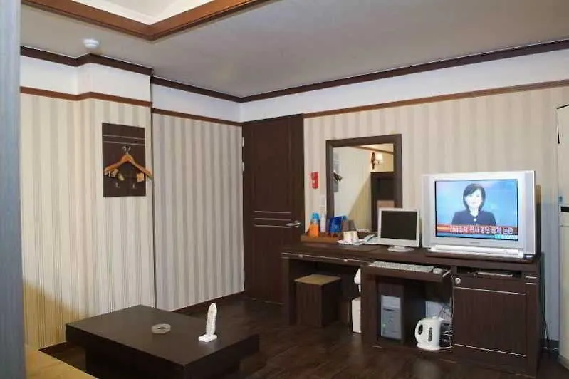 Eulwang Tourist Hotel Incheon
